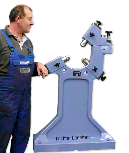 Pama - C-Form Steady Rest with swivelling top, made by H. Richter Vorrichtungsbau GmbH, Germany
