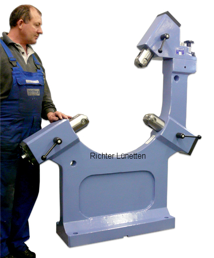 Pama - C-Form Steady Rest with swivelling top, made by H. Richter Vorrichtungsbau GmbH, Germany