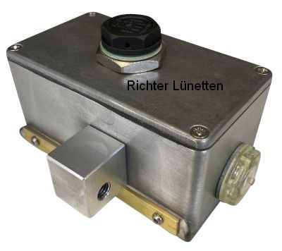 Oil dispenser for external workpiece lubrication, made by H. Richter Vorrichtungsbau GmbH, Germany
