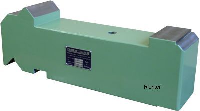 Spacer for steady rest, made by H. Richter Vorrichtungsbau GmbH, Germany